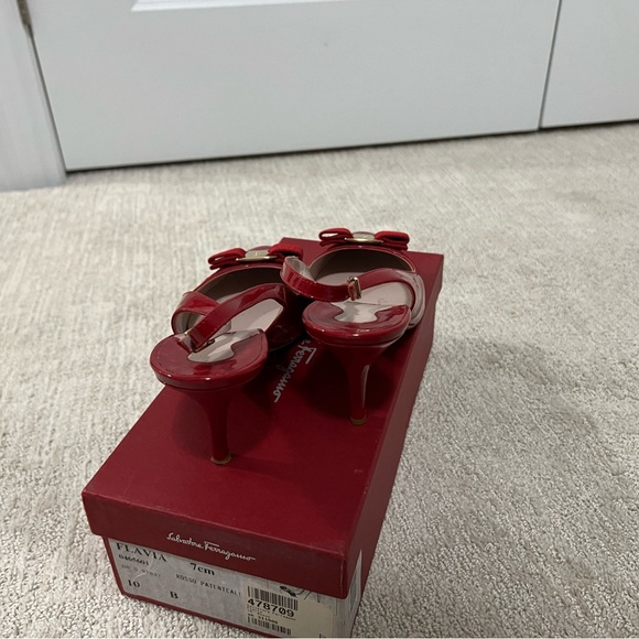 SOLD! Salvatore Ferragamo Red Flavia Slingback Heels - Size 10 - Picture 7 of 15